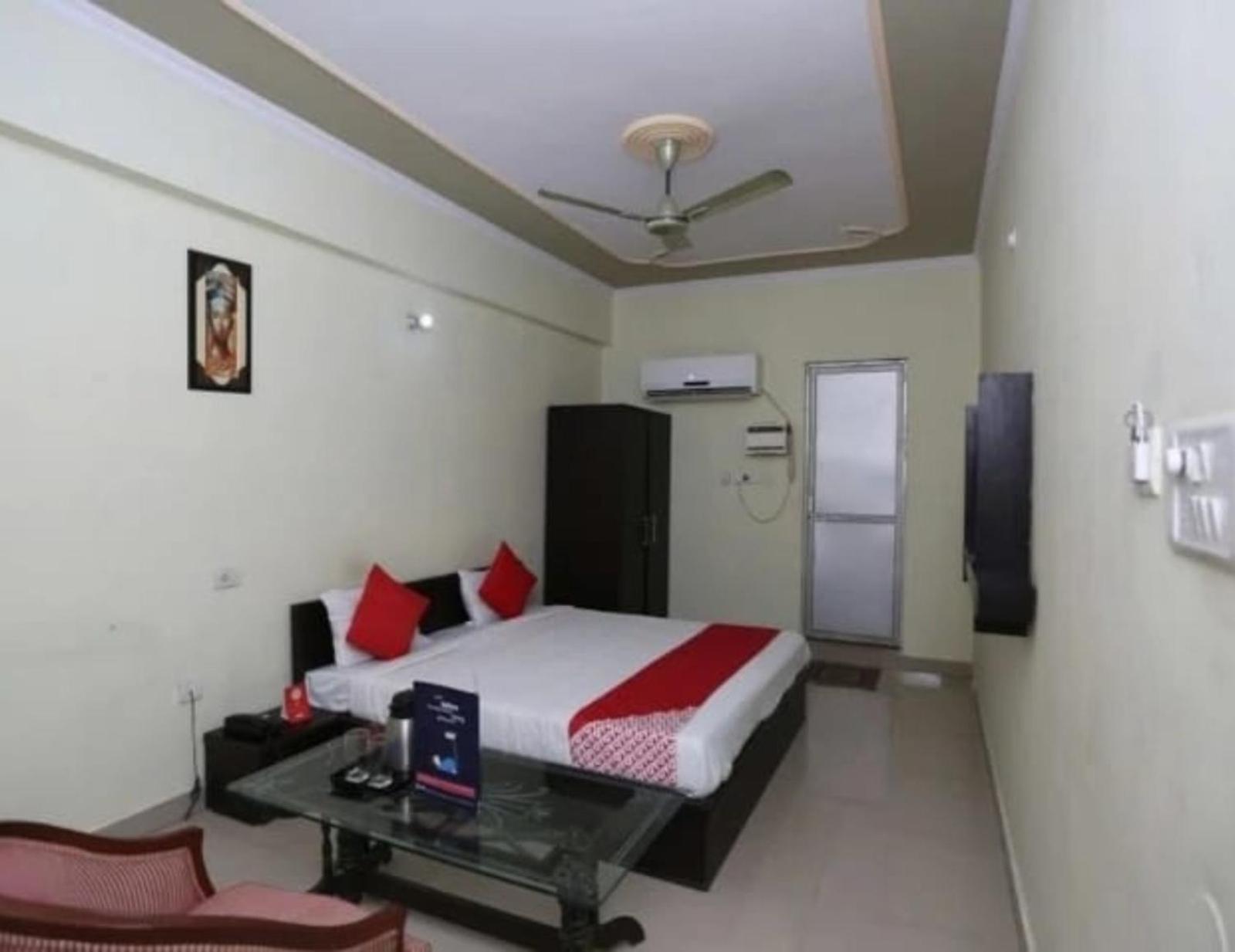 Hotel S K Palace Lucknow , Best Hotel In Lucknow , Hotel In Transport Nagar Lucknow ,Budget Hotels In Lakhnaú Exteriér fotografie